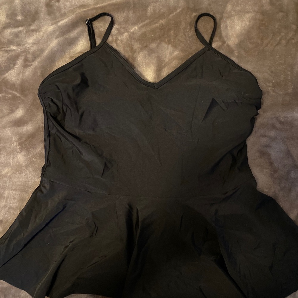 Black peplum tankini top